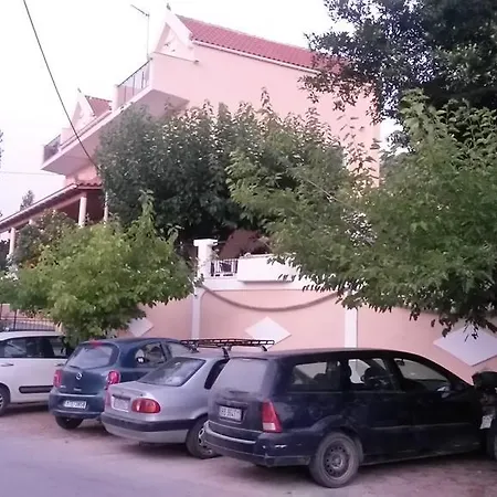 Apartment Anna Zóla
